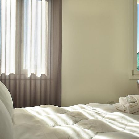 Royal Garden Luxury Rooms Padua Exterior foto