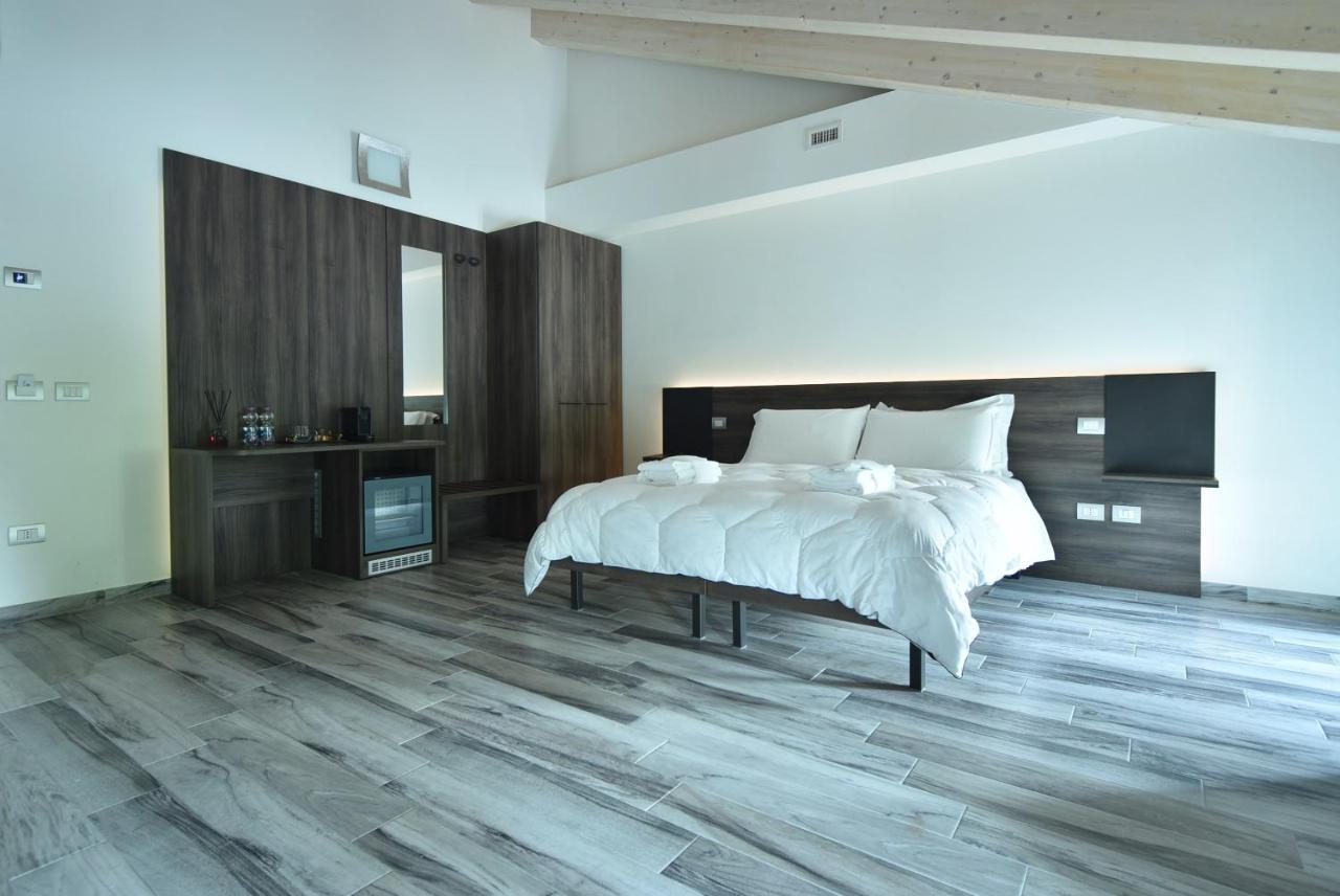 Royal Garden Luxury Rooms Padua Exterior foto