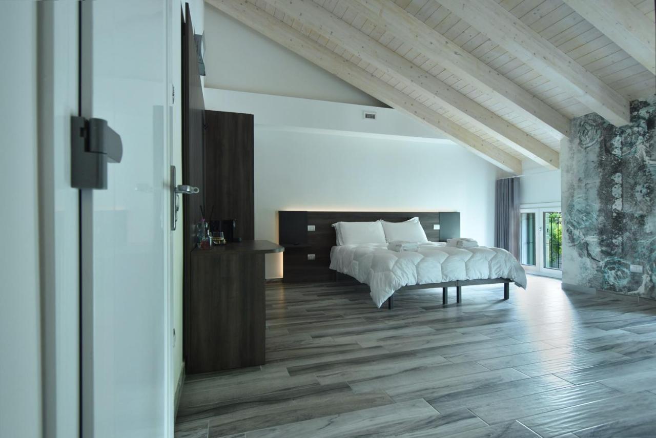 Royal Garden Luxury Rooms Padua Exterior foto